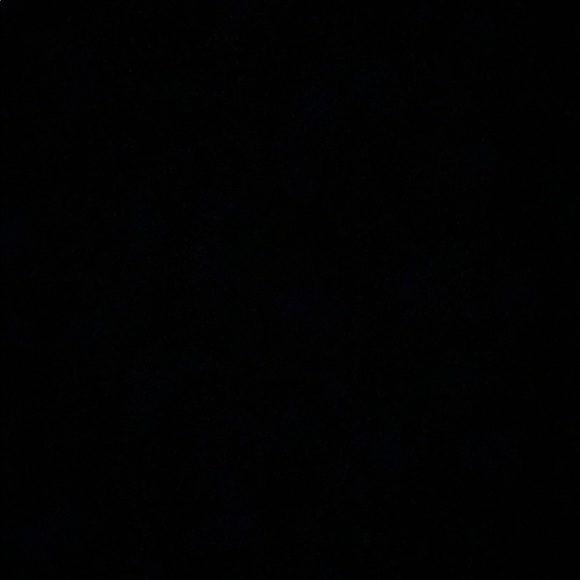 Meet your Posher, Jennifer - Picture 1 of 1